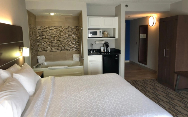 Holiday Inn Express & Suites Quakertown - Allentown Area by IHG