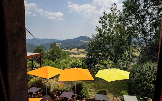 Hotel Le Bouton D'Or