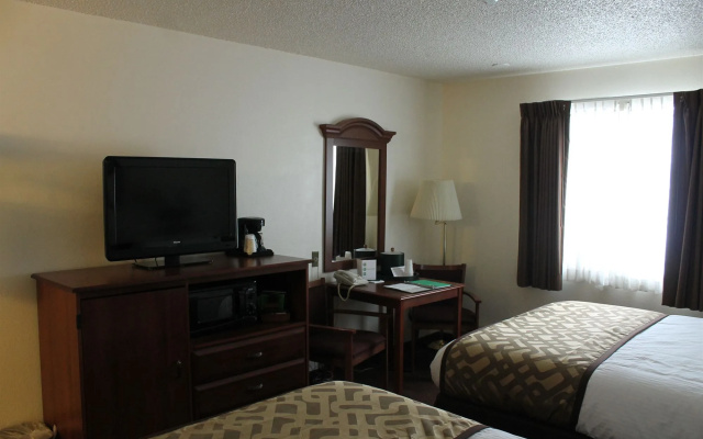 Lone Tree Inn