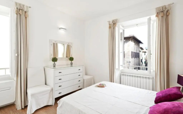 Santa Croce Stylish Flat