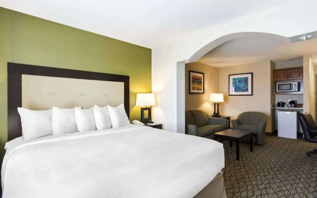 Clarion Hotel & Conference Centre