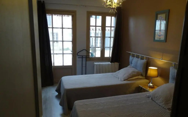 Gîte Pouillé, 3 pièces, 4 personnes - FR-1-491-18