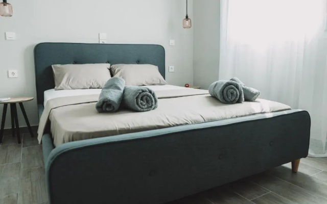 Quiet Country house #2