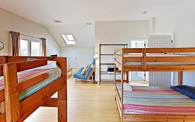 Oceanview Buzzards Bay Getaway by RedAwning