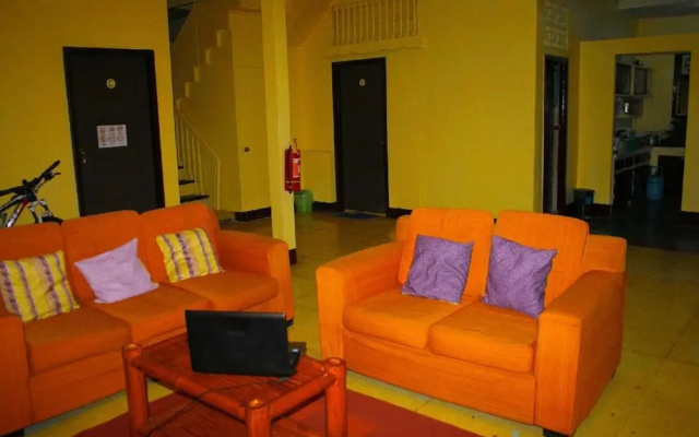 8th Street Guesthouse Sto Nino Cebu - Hostel