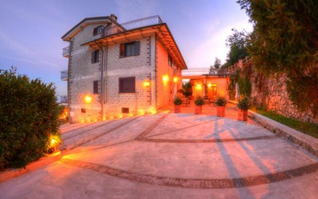 Отель Casa Pendola Аджерола вид на фасад