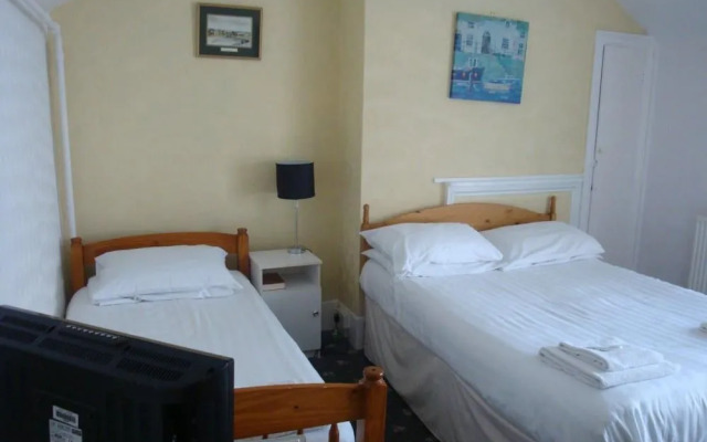 Spencer Court Hotel