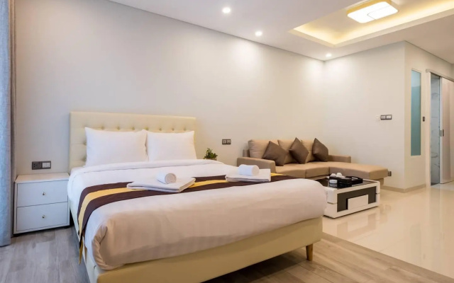 Diamond Twin Tower Condo And Office Centre