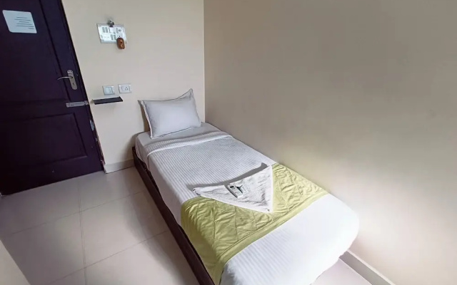 Green Tree Hotel