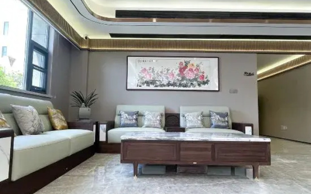 Hong Qing Lou Hotel
