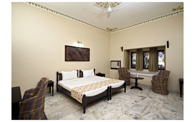 Alwar Bagh Sariska by Aamod