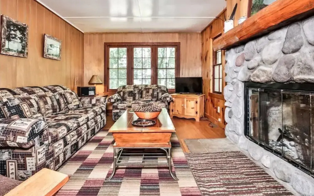 Hearthwood Beach House - On Lake Tomahawk