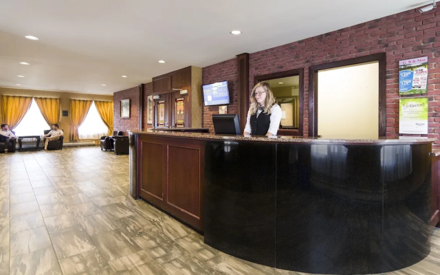 Albatross Hotel