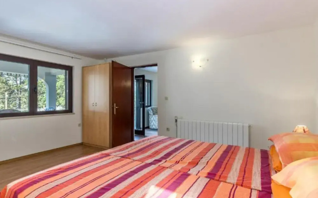 Apartments Villa Mirna