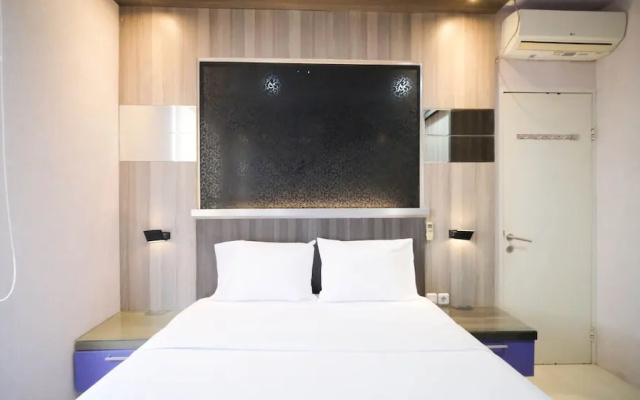 Best Location And Homey 2Br At Twin Tower Apartment