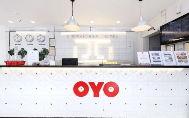OYO 43963 T-Signature Hotel