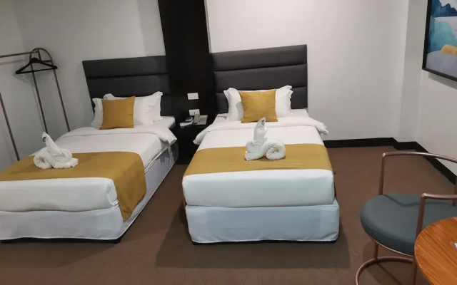 Dancenter Boss Hotel Near Clark International Airport