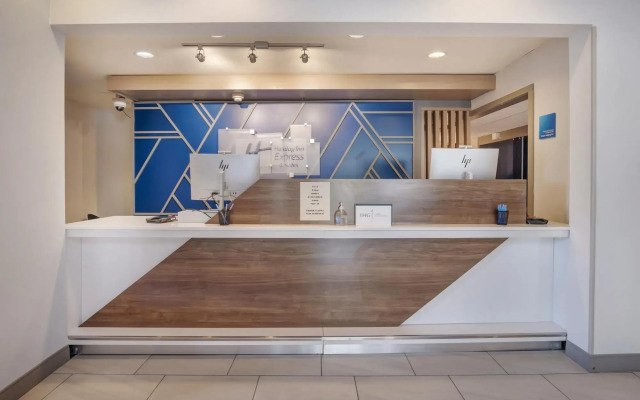 Comfort Inn & Suites-columbia Gorge West