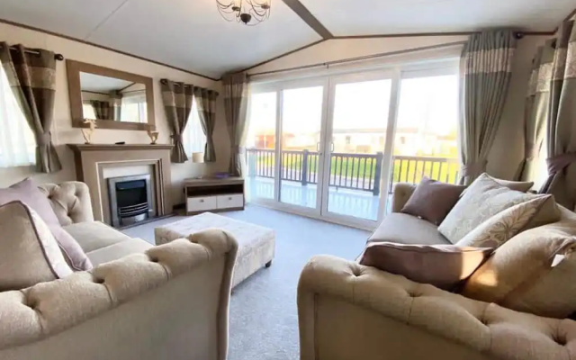 Inviting 3-bed Lodge Tattershall Lakes, Lincoln