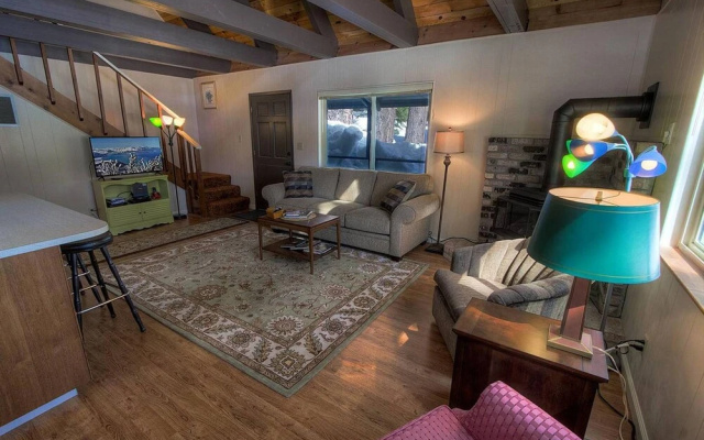 Cozy Cabin