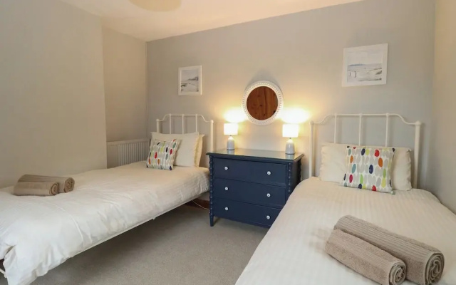 Flint Cottage
