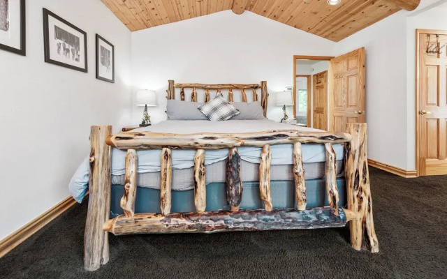 Relaxing Alpine Estates