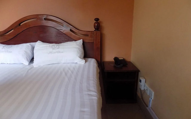 Olina Hotel and Apartments