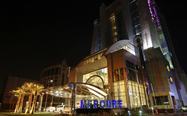 Mercure Al Khobar Hotel in Al Khobar, Saudi Arabia from 116$, photos, reviews - zenhotels.com hotel front