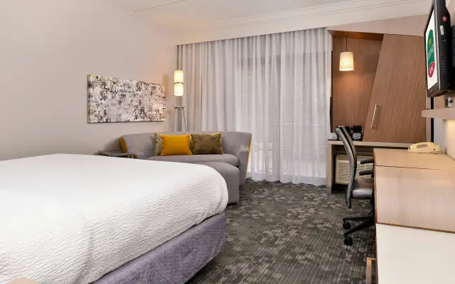 Courtyard by Marriott Dallas Northwest