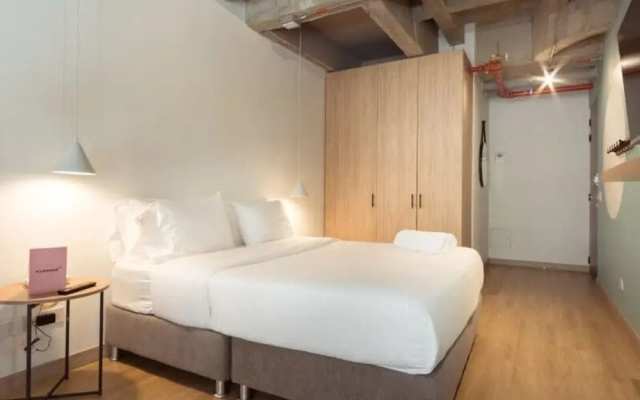 Marvelous Loft With Private Terrace in Laureles