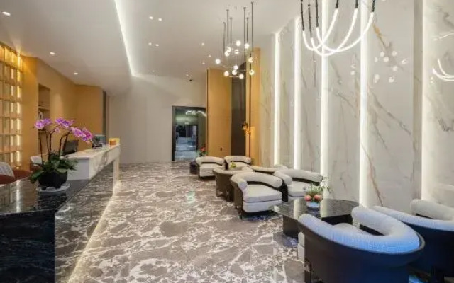 Baoyue Hotel Kunming