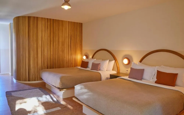 The Capri Hotel
