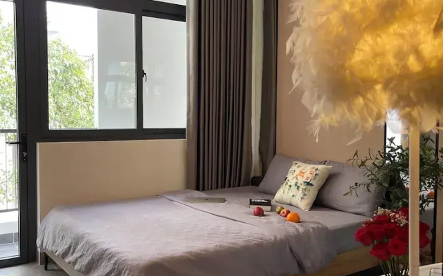 Unite StayCation Le Van Sy