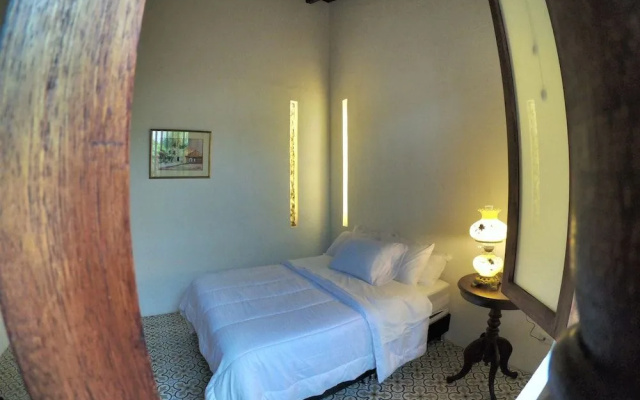 Columbus House Hotel