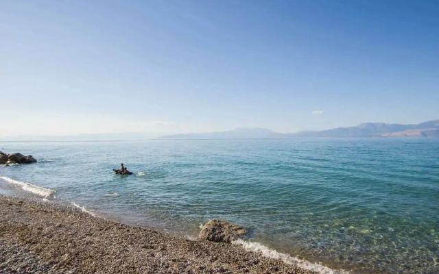 Seaside Retreat in Diminio
