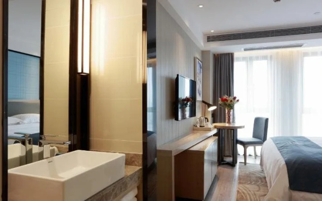 Echarm Hotel Chongqing West Railway Station
