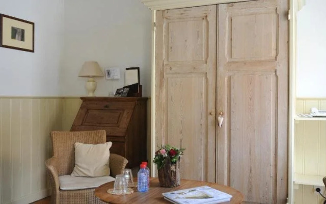 Number 11 Exclusive Guesthouse