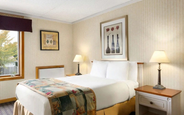 Travelodge Owen Sound ON