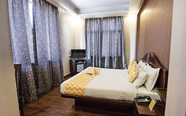 OYO 12086 Hotel Panchsheel