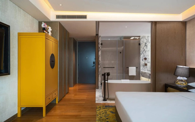 Renaissance Hangzhou Northeast Hotel