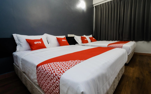 OYO 89578 Dung Fang Hotel No. 1 Sibu