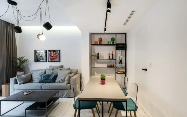 Elysan Urban Stays