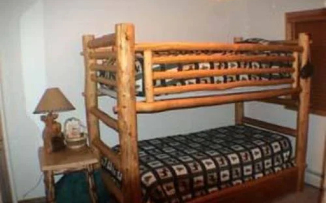 Cinnamon Ridge Condominiums