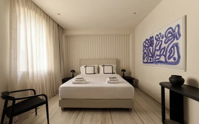 Finders Top Floor Apartments