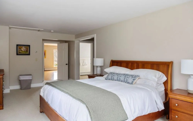 River House in the Heart of Middlebury