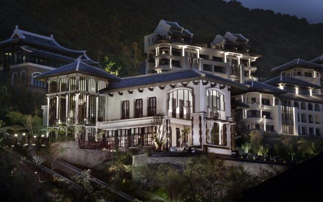 Отель InterContinental Danang Sun Peninsula Resort вид на фасад