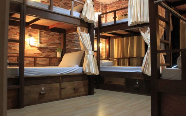 Nimman Bunk Chiang Mai