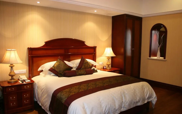 Astor House Hotel