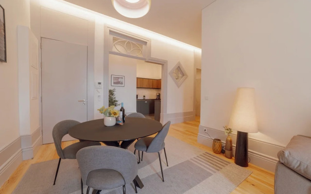 Heart OF Porto Apartment D by Vacationy