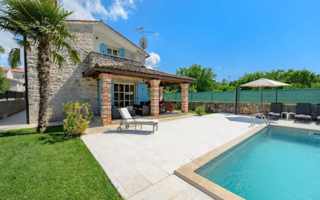 Villa Ida With View